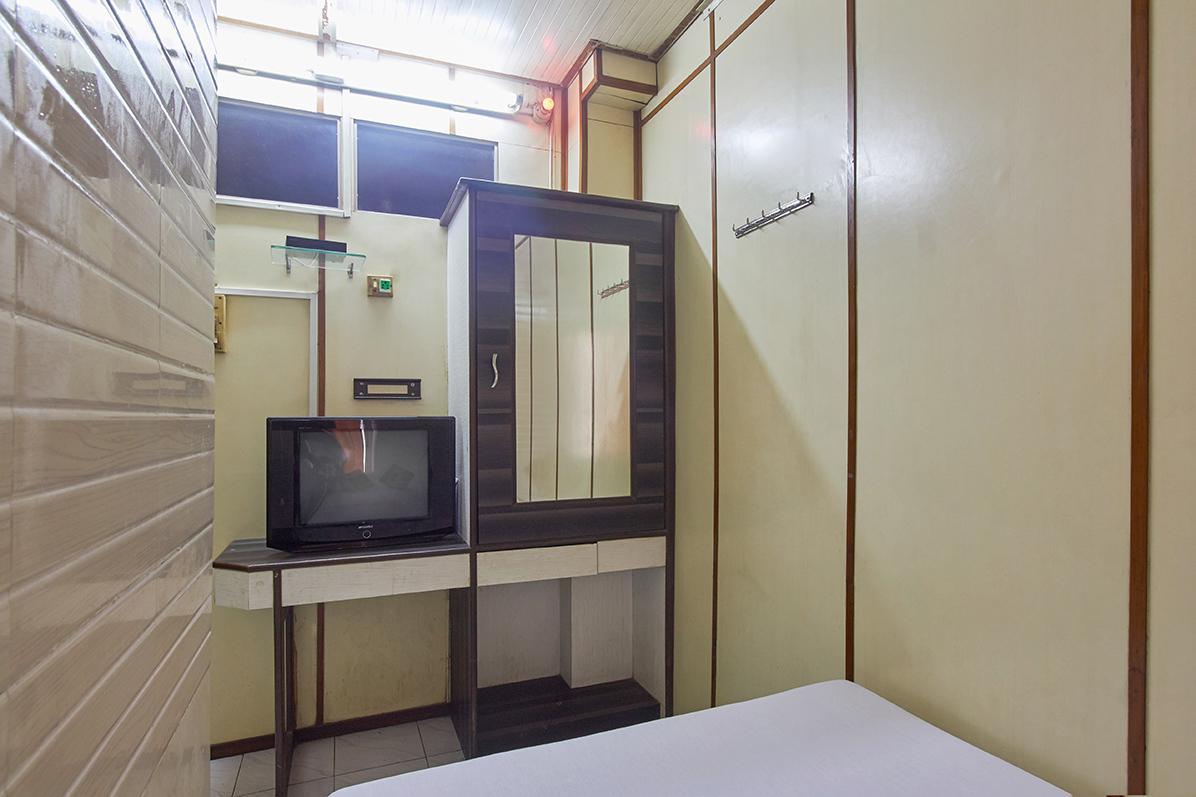 Plaza Guest House Mumbai Exterior photo